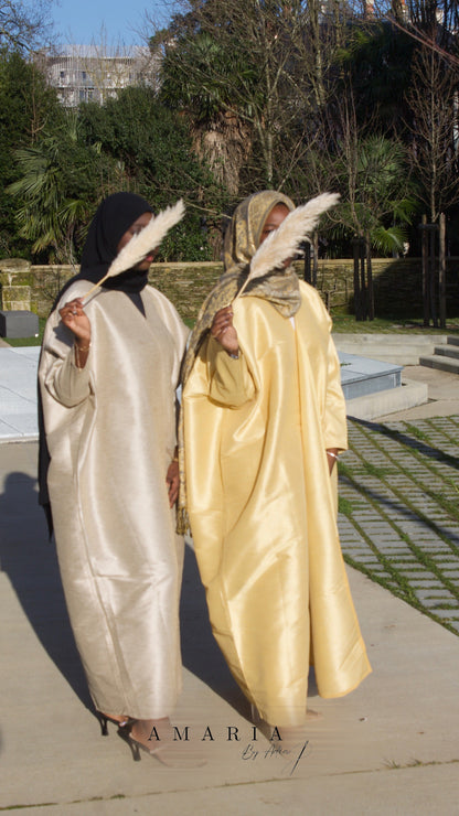 Photo du kimono Zaynab jaune et beige à Saint-herblain